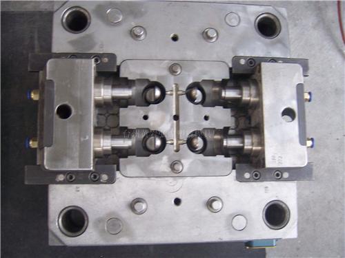 科翔模具告訴您，如何提高模具零配件加工質(zhì)量？