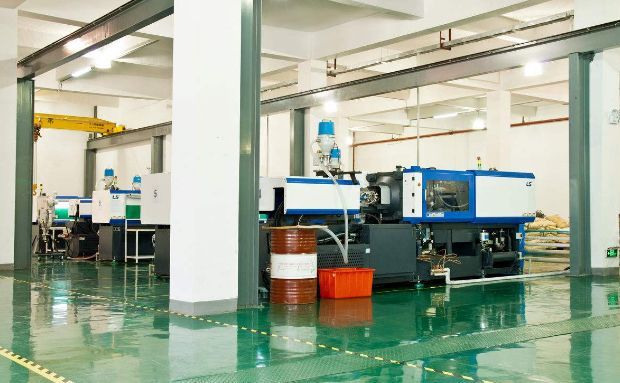 注塑模具成型制品，如果表面有裂紋該如何解決？