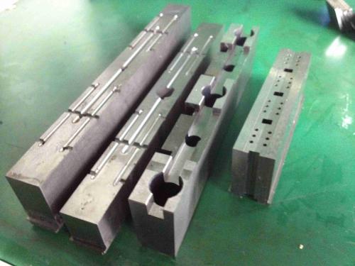 塑膠模具加工模具配件的分類有哪些呢？